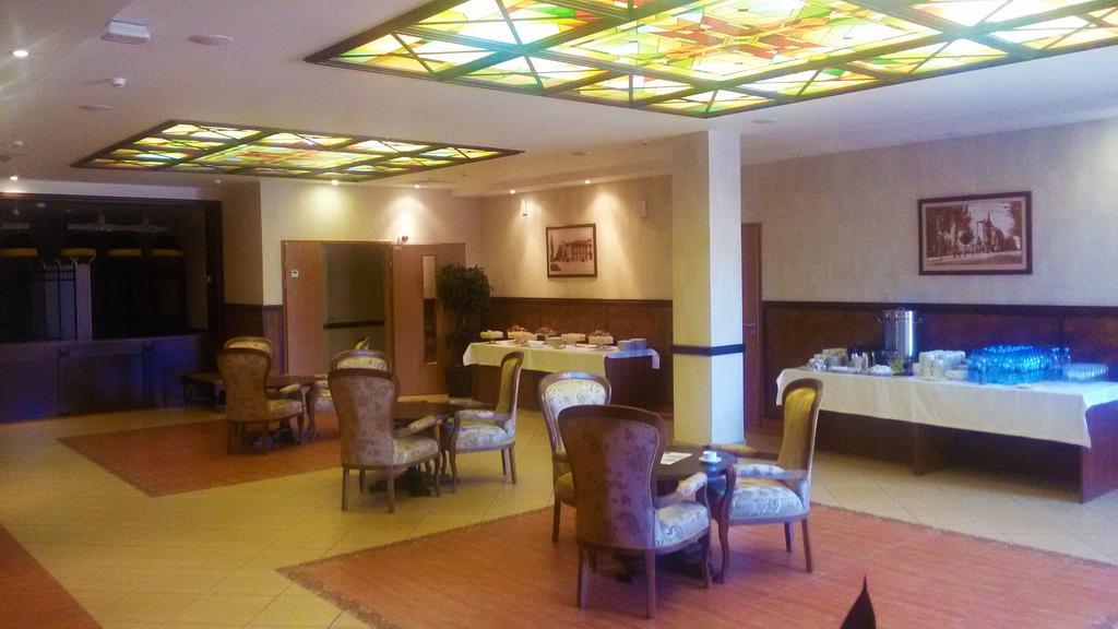 Hotel Monastyrski Minsk City Centre Kültér fotó