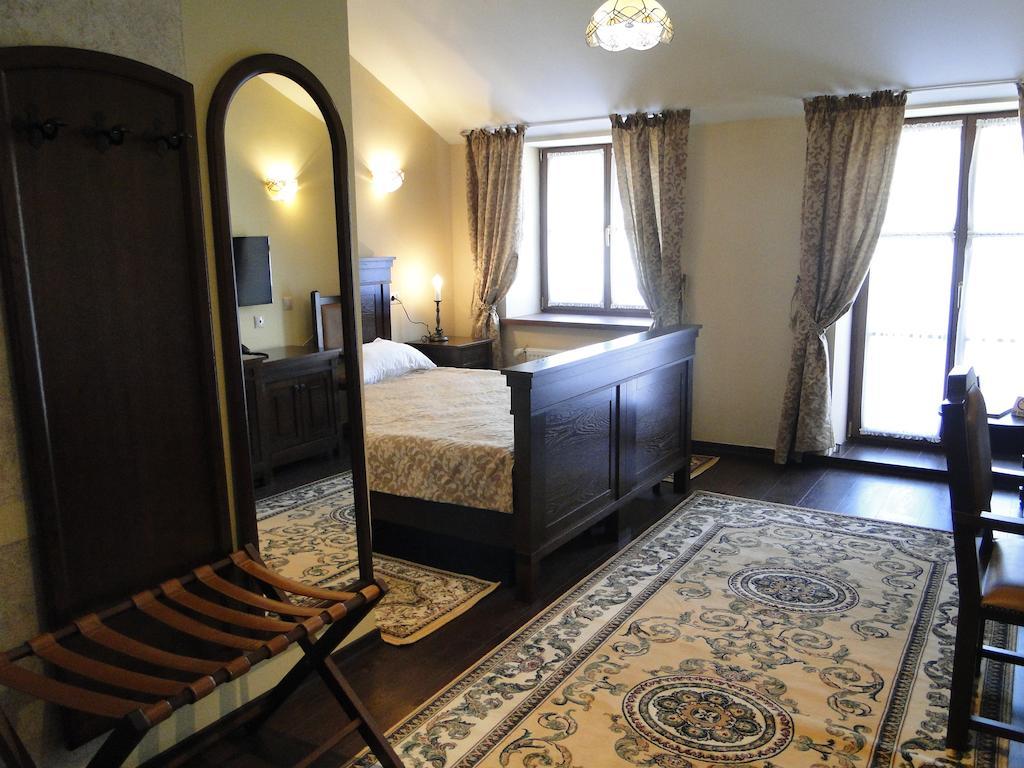 Hotel Monastyrski Minsk City Centre Kültér fotó